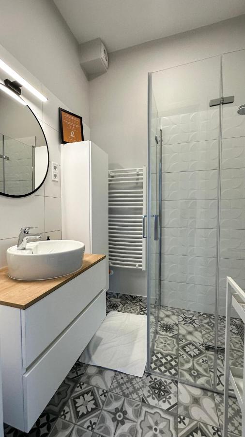 Linden Apartman 106 - Adults Only Mosonmagyaróvár المظهر الخارجي الصورة