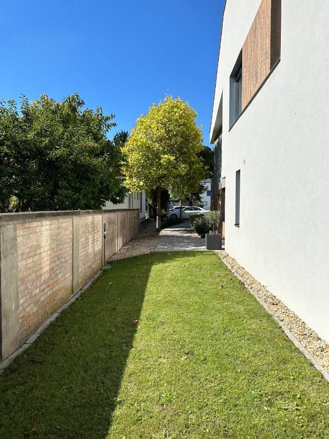 Linden Apartman 106 - Adults Only Mosonmagyaróvár المظهر الخارجي الصورة