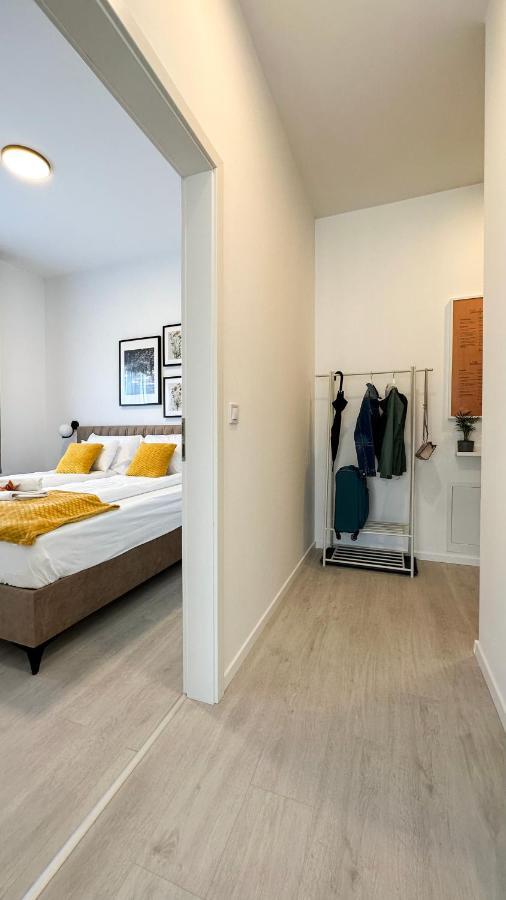 Linden Apartman 106 - Adults Only Mosonmagyaróvár المظهر الخارجي الصورة