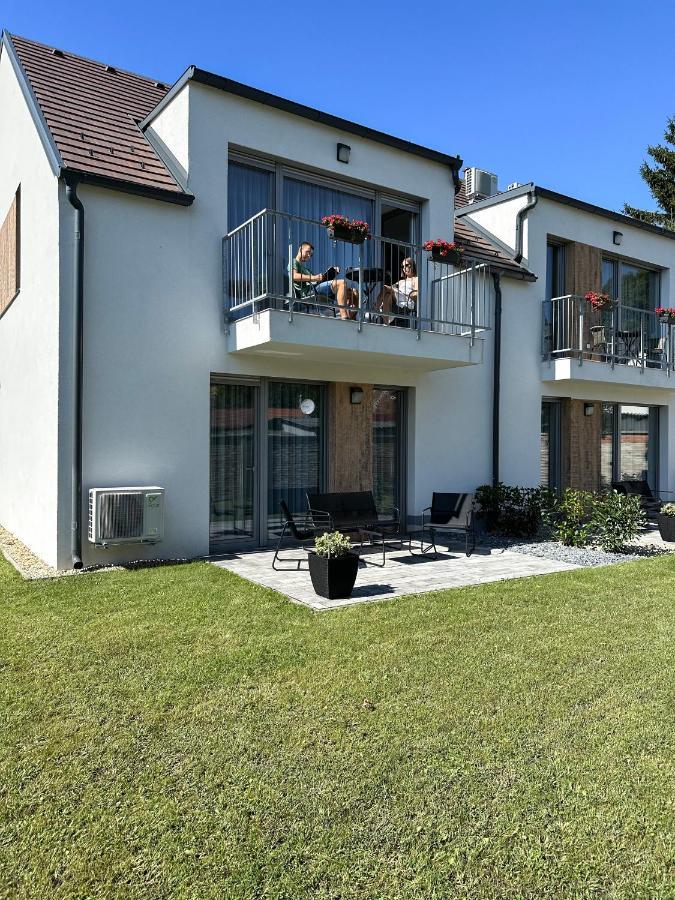 Linden Apartman 106 - Adults Only Mosonmagyaróvár المظهر الخارجي الصورة