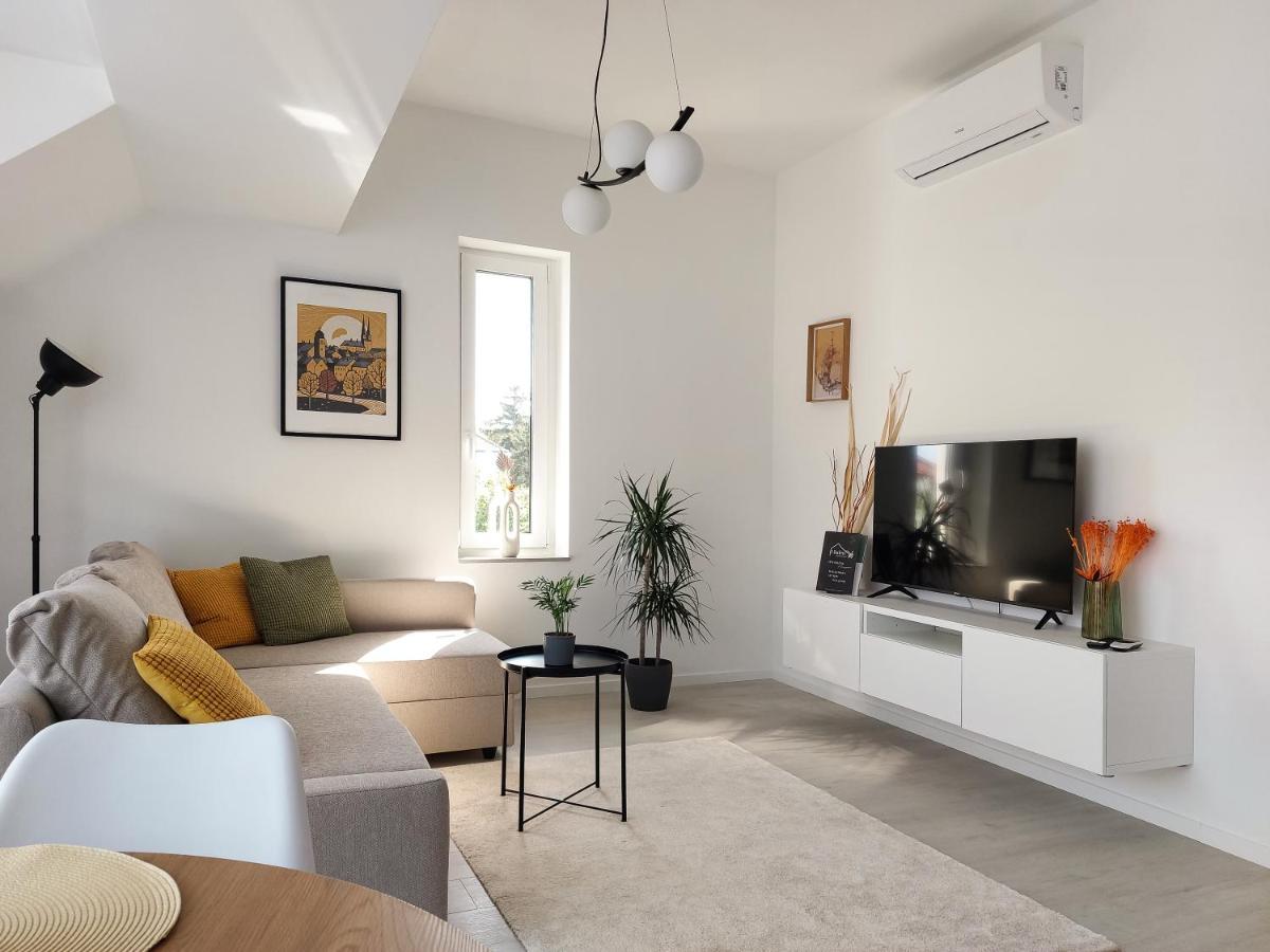 Linden Apartman 106 - Adults Only Mosonmagyaróvár المظهر الخارجي الصورة