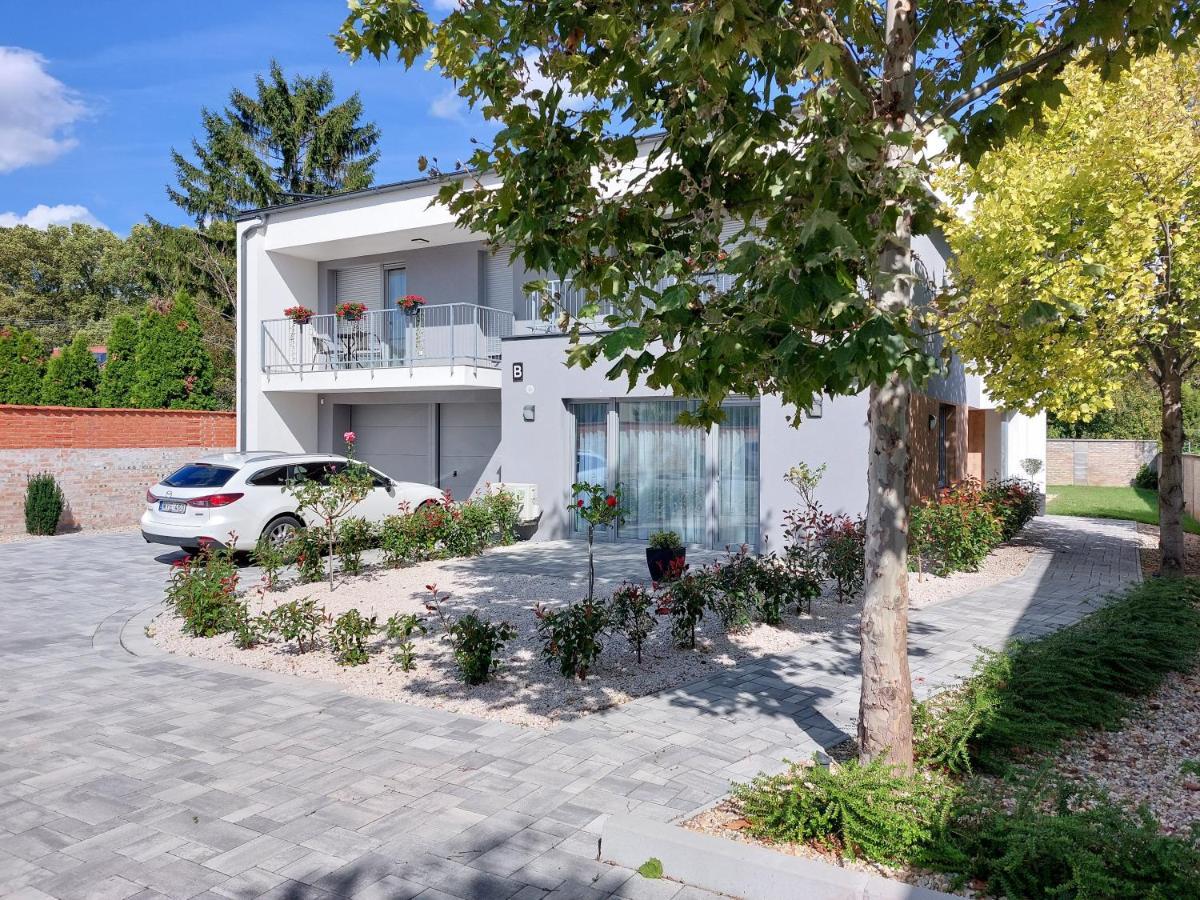 Linden Apartman 106 - Adults Only Mosonmagyaróvár المظهر الخارجي الصورة